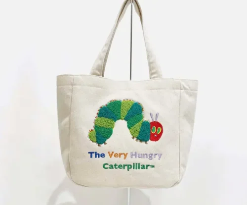 はらぺこあおむしトートバッグ サガラ刺繍の画像